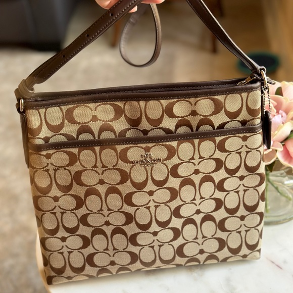 🌷SOLD - Picture 1 of 9